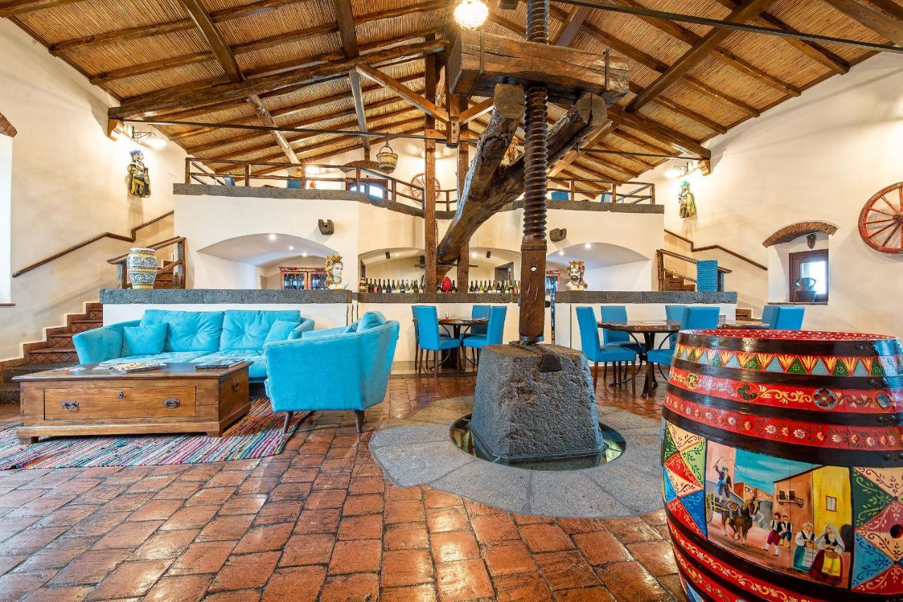 Etna Quota Mille Boutique Hotel, Typical Sicilian Food & Wine Randazzo Εξωτερικό φωτογραφία