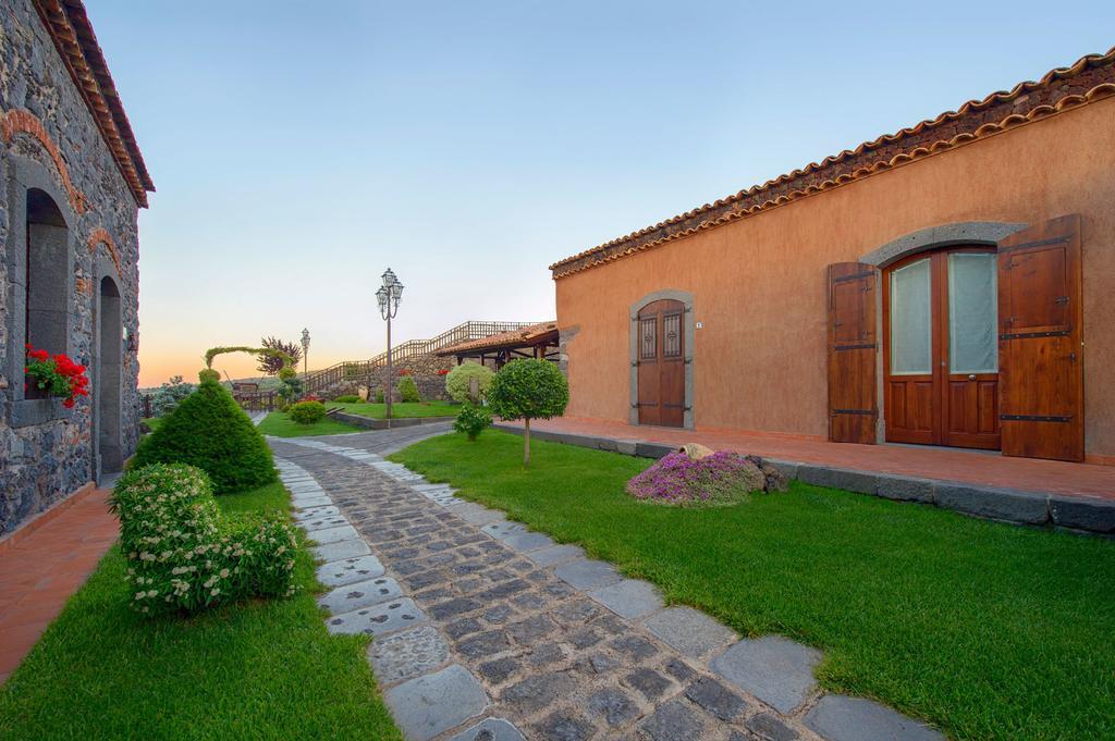 Etna Quota Mille Boutique Hotel, Typical Sicilian Food & Wine Randazzo Εξωτερικό φωτογραφία
